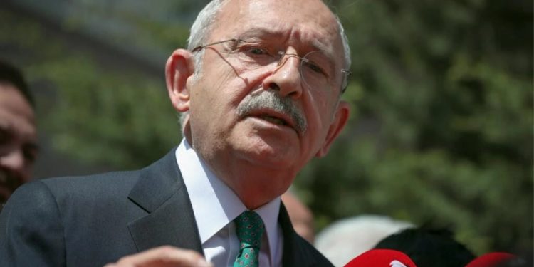 كيليجدار أوغلو يعلق على اعتقال رئيس صندوق الثروة السيادي